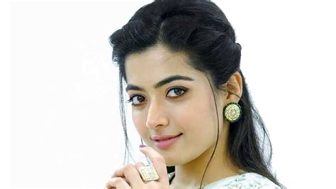 Rashmika Mandanna Height, Age, Boyfriend, Husband, Family, .